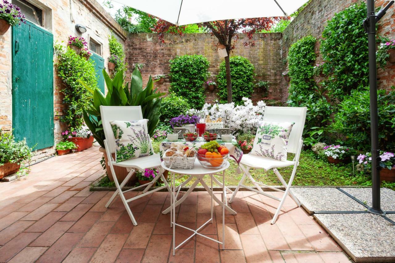 Un'Oasi Di Pace Apartment Ferrara Luaran gambar